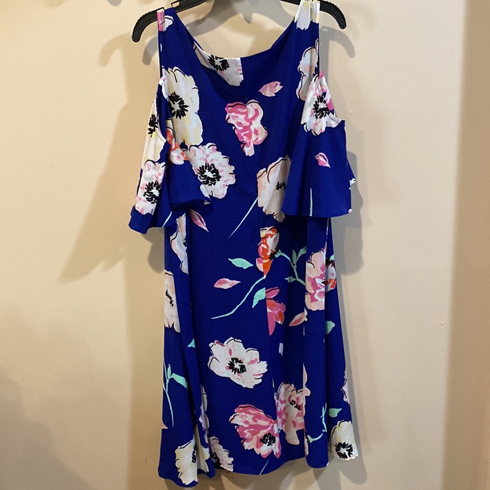 Formal Dress - Picture 3 of 3